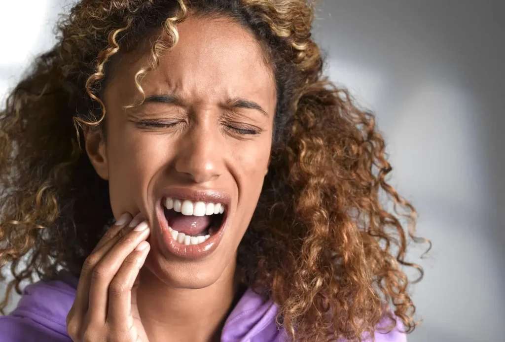 When to See a Dentist for Persistent Tooth Pain and Sensitivity St albans